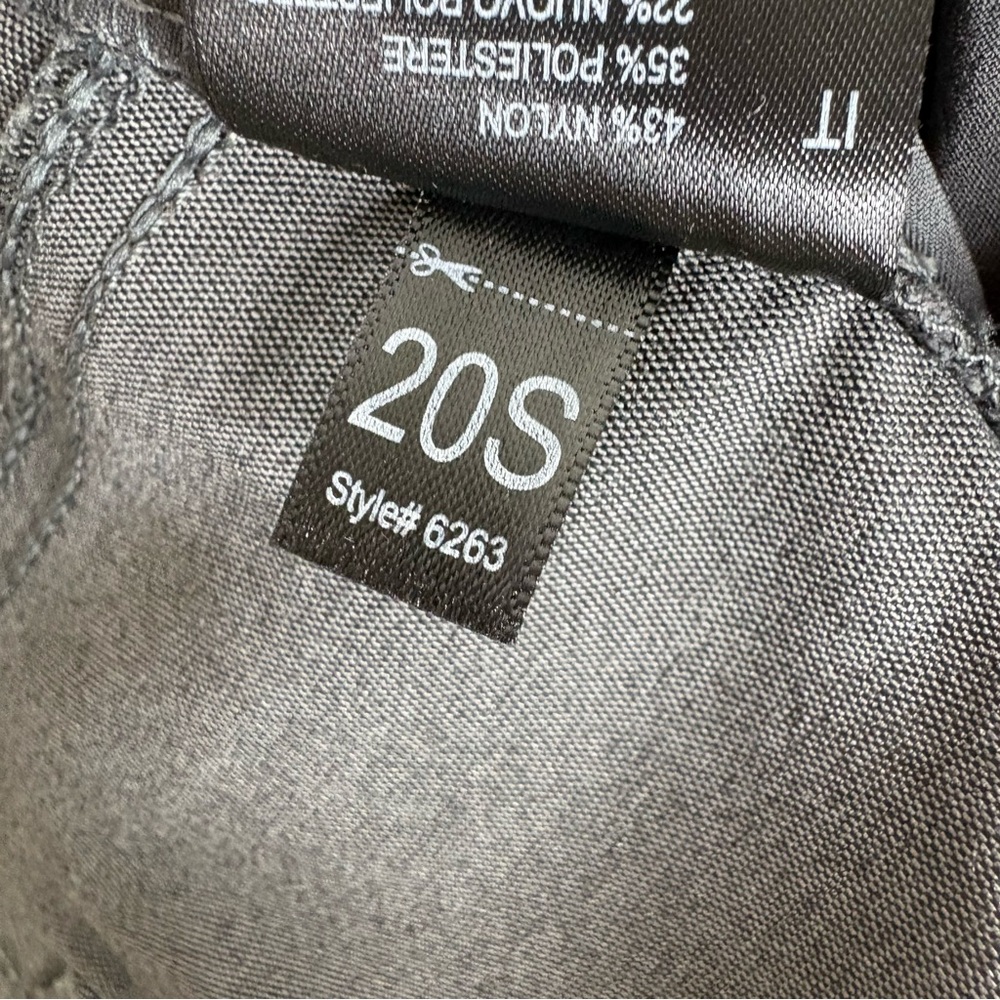 Kuhl Trekr Shorts Charcoal Gray 8” Hiking Outdoor Stretch Women’s Size 14 - Picture 10 of 11